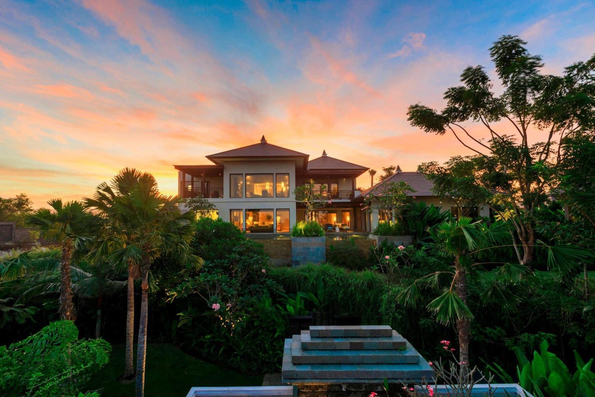 The Ritz-carlton Bali Resort Nusa Dua (Bali)
